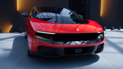 Първата жертва на Ferrari Luce? Шефът на маркетинга напуска след бурните реакции към електромобила